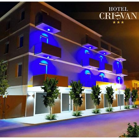 Hotel Crisvan Римини Экстерьер фото